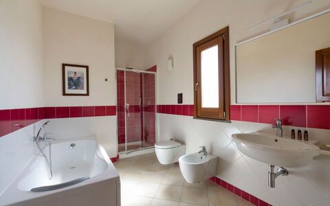 Mirabilia - Tangi, Sicilia: Plumbing Fixture, Sink, Mirror, Bathroom, Tap, Purple, Interior Design, Bathroom Sink, Floor