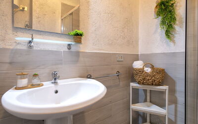 Accommodation:&nbsp;Iris 7, Terza Spiaggia 150.2