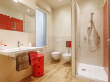 Lucy Florence Charming Modern Apartment Near Piazz