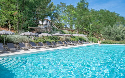 Nocellara Spereto Apartment With Pool, Montaione: Swimming Pool, Outdoor Furniture, Resort, Eco Hotel, Sunlounger, Landscaping, Resort Town, Thermae, Umbrella, Hacienda