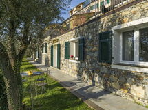 Apartment With Sea View, Private Garden, Bogliasco