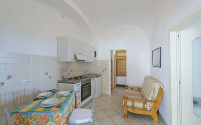 Accommodation:&nbsp;La Casa Di Linarella 616.5