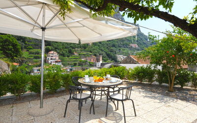 Accommodation:&nbsp;La Casa Di Linarella 616.5