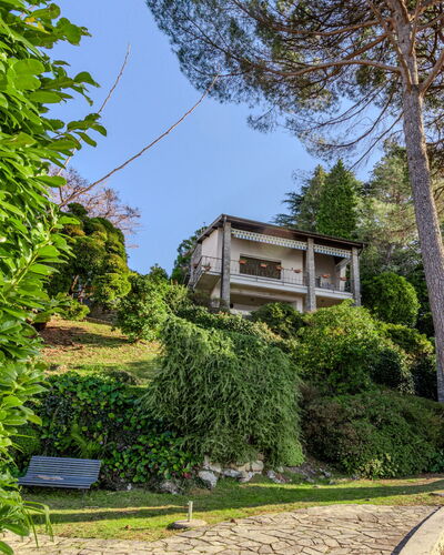 Fabrizio: Water, Sky, Property, Swimming Pool, Azure, Cloud, Seaside Resort, Outdoor Furniture, Plant, Tree