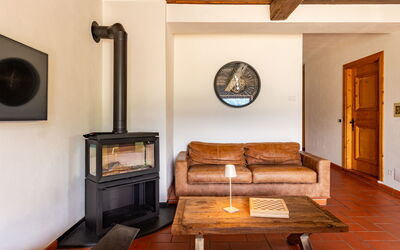 Accommodation:&nbsp;Basso 110.3