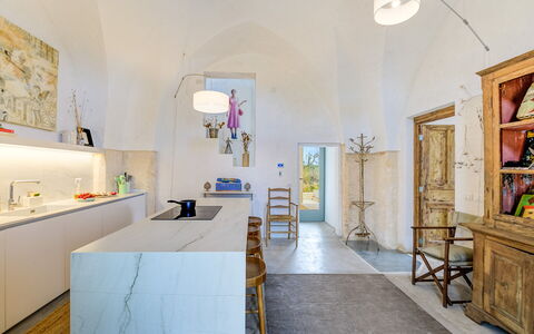 Lamia del Grano: Property, Furniture, Cabinetry, Picture Frame, Azure, Interior Design, Lighting, Table, Drawer, Building