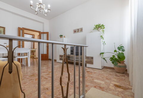 Casa Rivamare: Plant, Property, Building, Houseplant, Flowerpot, Wood, Table, Flooring, Floor, Interior Design