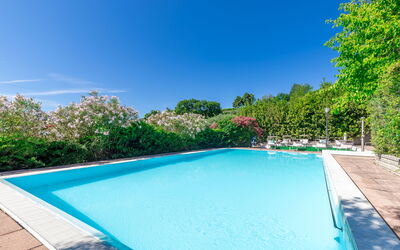Villa La Pagliarina: Water, Sky, Plant, Property, Swimming Pool, Green, Blue, Azure, Rectangle, Shade