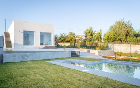 Eremita Villa Sicily: Sky, Water, Plant, Tree, Grass, Swimming Pool, Window, Residential Area, Landscape, Shade