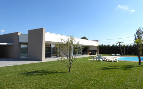 Stima Home, Padova, Pool, Ac: Architecture, Home, Land Lot, Shade, Concrete, Landscaping, Estate, Yard, Garden, Lawn