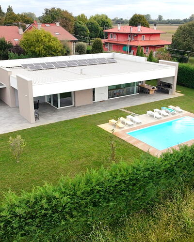 Stima Home, Padova, Pool, Ac: Swimming Pool, Shade, Resort, Estate, Courtyard, Artificial Turf, Design, Landscaping, Villa, Yard