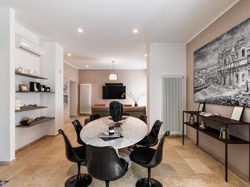 Accommodation:&nbsp;Jocanatro