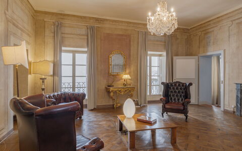 Appartamento Reale: Table, Property, Furniture, Couch, Picture Frame, Building, Wood, Window, Chair, Interior Design