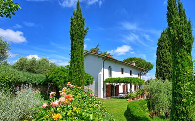 Villa Mami