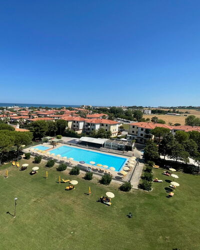 Suite Mareconero: Swimming Pool, Recreation, Park, Resort, Resort Town