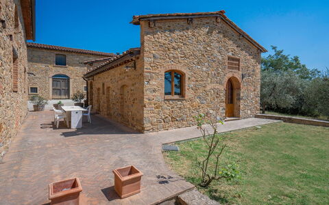 Le Fonti Apartments With Ac Near Siena: Plant, Sky, Window, Tree, Building, Door, Brick, Wall, Rural Area, Roof