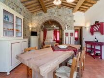 Accommodation:&nbsp;Pagliaia Apt.