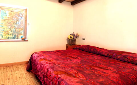 Baita a Pieve Tesino Mountain And Lake: Property, Furniture, Building, Wood, Comfort, Bed Frame, Textile, Interior Design, Architecture, Floor