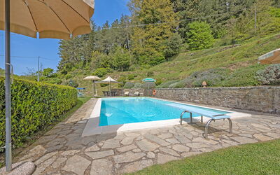 La Montana: Piscina