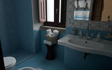 San Noto House With Pool Ac Wifi: Blue, Bathroom Sink, Plumbing Fixture, Bathroom, Interior Design, Sink, Flooring, Tap, Floor, Plumbing