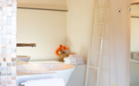 Villa Gelso: Tap, Plumbing Fixture, Bathroom Sink, Sink, Bathroom Cabinet, Wood, Floor, Flooring, Plumbing, Bathroom