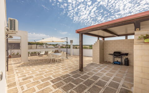 Loft San Giovanni in Gallipoli: Flooring, Floor, Composite Material, Apartment, Shade, Concrete, Tile, Balcony, Courtyard, Flagstone