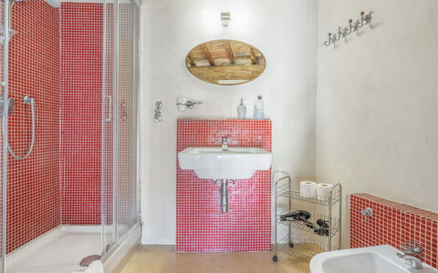 Belle Donne Apartment, Tornabuoni, Florence, Wifi: Tap, Plumbing Fixture, Property, Sink, Building, Bathroom Sink, Purple, Interior Design, Bathroom, Wood