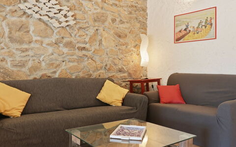 La Casa dei Nonni: Furniture, Wall, Interior Design, Couch, Flooring, Wood, Floor, Living Room, Room, Lighting