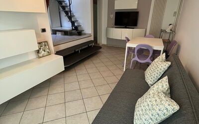 Bell'aria Apartment: Property, Building, Comfort, Lighting, Wood, Interior Design, Architecture, Lamp, Flooring, Floor