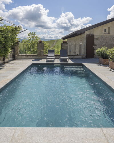 Arpusè, Relax nelle Langhe - Barolo, with Pool: Swimming Pool, Composite Material, Water Feature, Flagstone, Tile