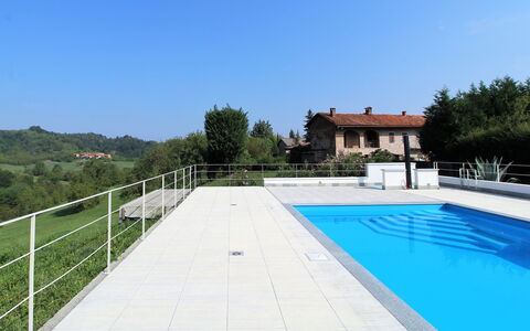 La Casa Dei Nonni, House With Private Pool, Torino: Sky, Water, Building, Plant, Tree, Swimming Pool, Rectangle, Grass, House, Shade