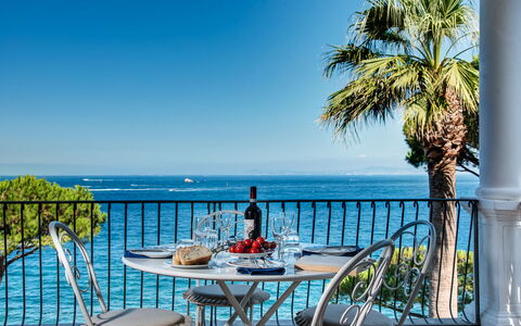 Apt Blu Mare Sorrento Coast: Water, Sky, Table, Furniture, Plant, Azure, Tree, Outdoor Furniture, Seaside Resort, Chair