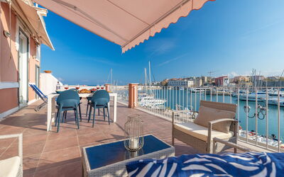 Sospiri Sul Mare: Sky, Water, Property, Building, Blue, Azure, Shade, Outdoor Furniture, Table, Swimming Pool