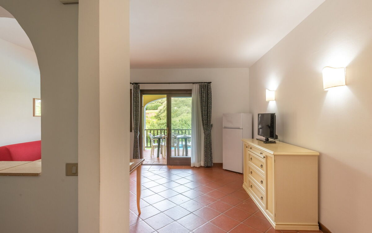 Accommodation:&nbsp;Le Canne With Shared Pool