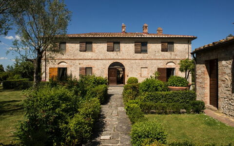 Villa Giuncheto: Architecture, Shrub, Estate, Garden, Farmhouse, Cottage, Hacienda, Landscaping, Lawn, Hedge