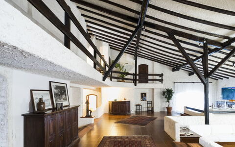 Villa Luna Blu: Interior Design, Flooring, Furniture, Floor, Ceiling, Lighting, Couch, Room, Home, Living Room