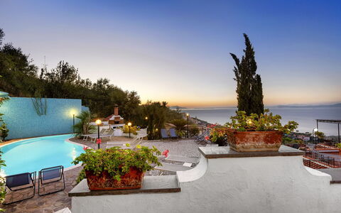 Villa Flora: Blue, Sea, Coast, Coastal And Oceanic Landforms, Ocean, Resort, Eco Hotel, Flowerpot, Shore, Resort Town