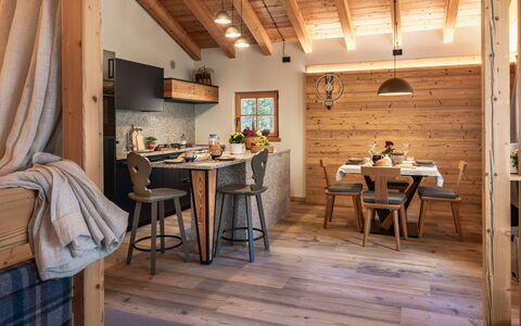 Baita Piciola: Wood, Furniture, Interior Design, Home, Table, Cottage, Flooring, Log Cabin, Chair, Kitchen & Dining Room Table