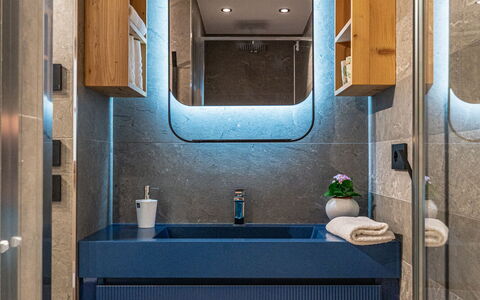 Baita Piciola: Interior Design, Flooring, Plumbing Fixture, Mirror, Light Fixture, Sink, Ceiling, Plumbing, Bathroom Sink, Bathroom