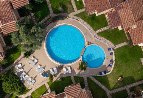 Apartment Sardinia Seaside Ac And Wifi: Swimming Pool, Resort, Thermae, Leisure, Eco Hotel, Hacienda, Sunlounger, Hotel, Outdoor Furniture, Resort Town