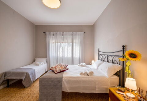 Sunshine Escape Villa In Porto Cesareo, Wi-fi, Ac: Bed, Bedroom, Interior Design, Bedding, Bed Sheet, Floor, Linens, Furniture, Room, Flooring