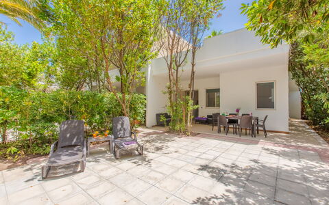Villa Asami: Garden, Woody Plant, Shade, Landscaping, Yard, Backyard, Hacienda, Eco Hotel, Driveway, Villa