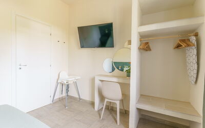 Accommodation:&nbsp;Apulia Shanti House