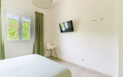 Accommodation:&nbsp;Apulia Savasana House