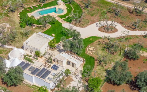Trulli Corte Kalia, Golf & Puglia: Tree, Bird'S-Eye View, Residential Area, Landscape, Aerial Photography, Land Lot, Rural Area, Estate, Suburb, Landscaping