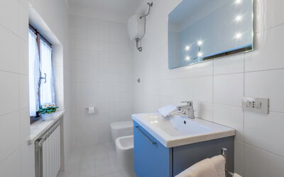 Accommodation:&nbsp;Mandorlo Apartment With Pool, Casole D'elsa