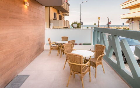 Residence Near The Sea - Abruzzo: Apartment, Balcony, Urban Design, Condominium, Shade, Hotel
