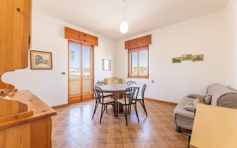 Giovanni Apartment In Gallipoli, Ac, Seaside: Floor, Apartment, Wood Stain, Hardwood, Wood Flooring