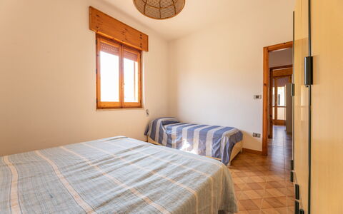 Giovanni Apartment In Gallipoli, Ac, Seaside: Wood, Interior Design, Bedroom, Floor, Bed, Flooring, Ceiling, Room, Apartment, Bed Sheet