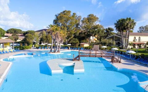 Nature & Country Resort Near The sea: Resort, Swimming Pool, Leisure, Resort Town, Eco Hotel, Villa, Vacation, Sunlounger